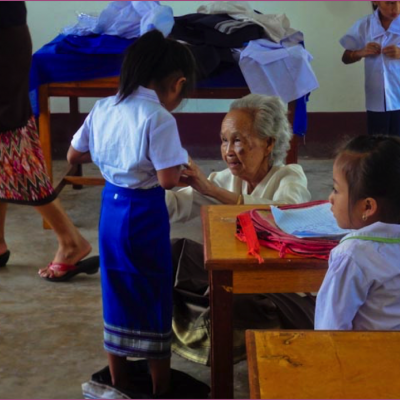 Remise des tenues scolaires achetées par la LAM